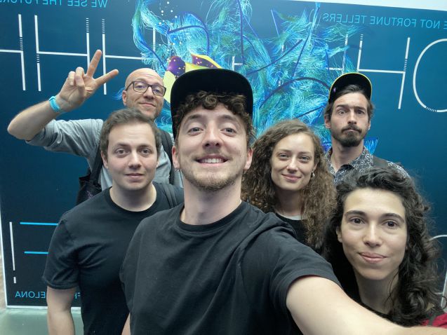 Selfie delle persone che hanno partecipato all'OFFF Festival